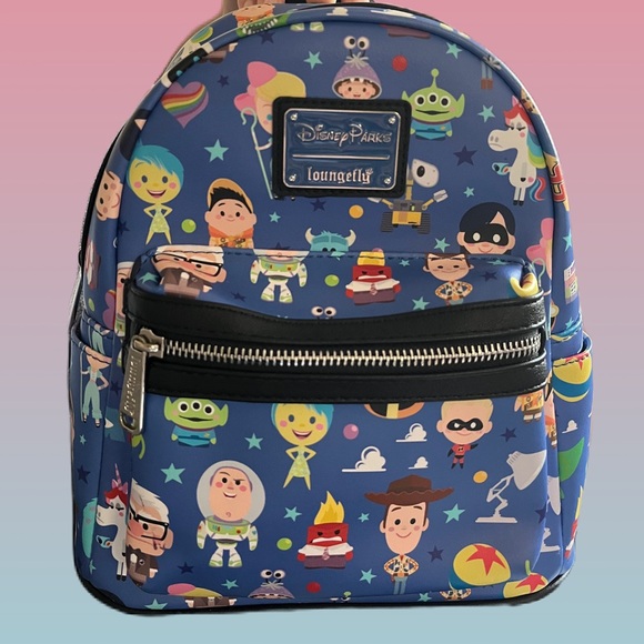 Disney lounge fly backpack. No longer in circulation. Never used - Picture 2 of 2